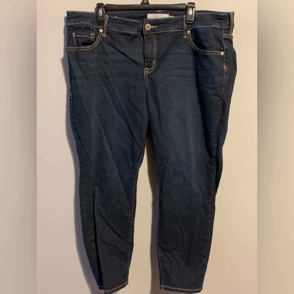 Torrid size 20 short leg dark wash skinny jeans